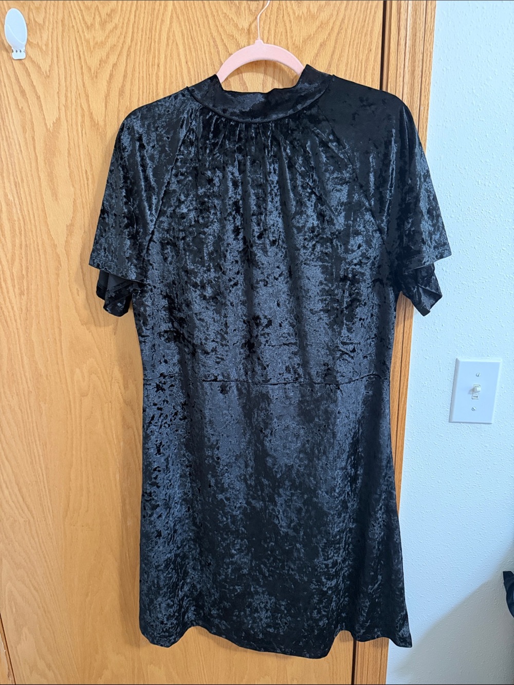Crushed Velvet Short Flutter Sleeve Tunic Dress in Black